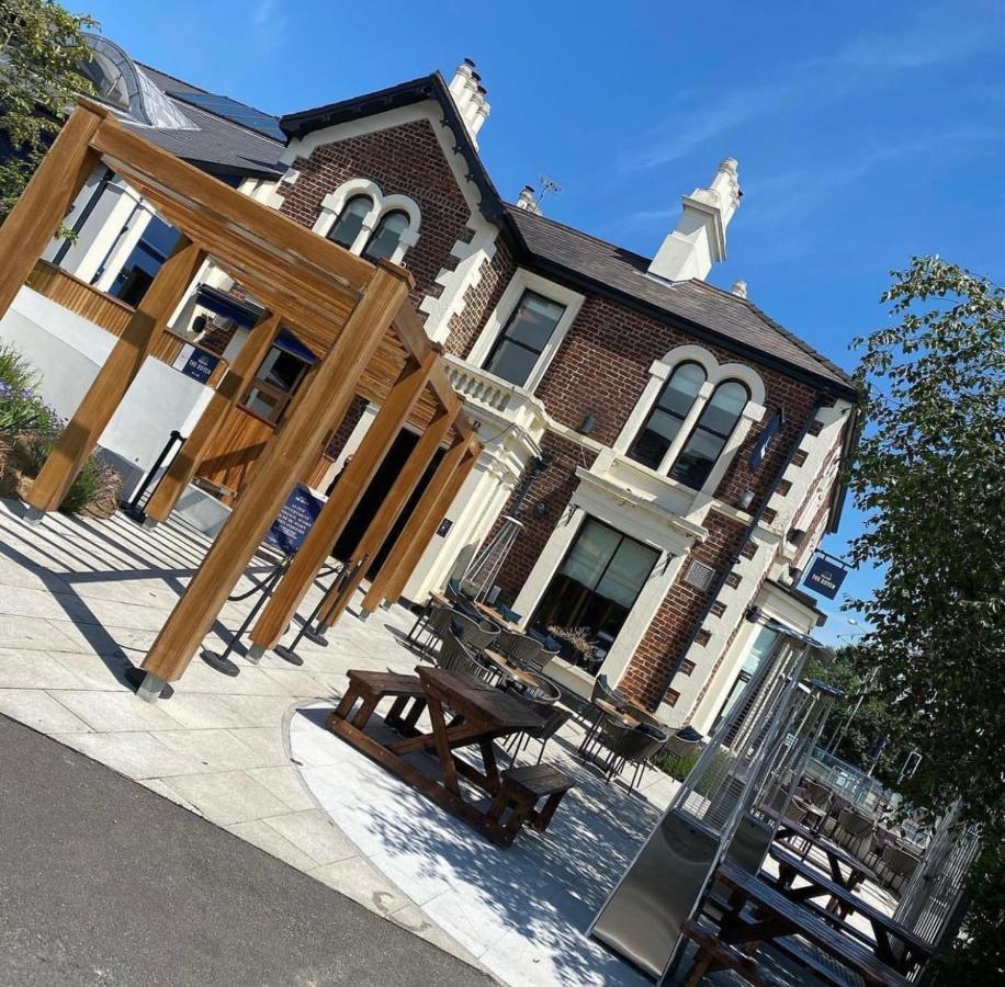 New Lisburn Road Apartment - Free Parking Belfast Ngoại thất bức ảnh